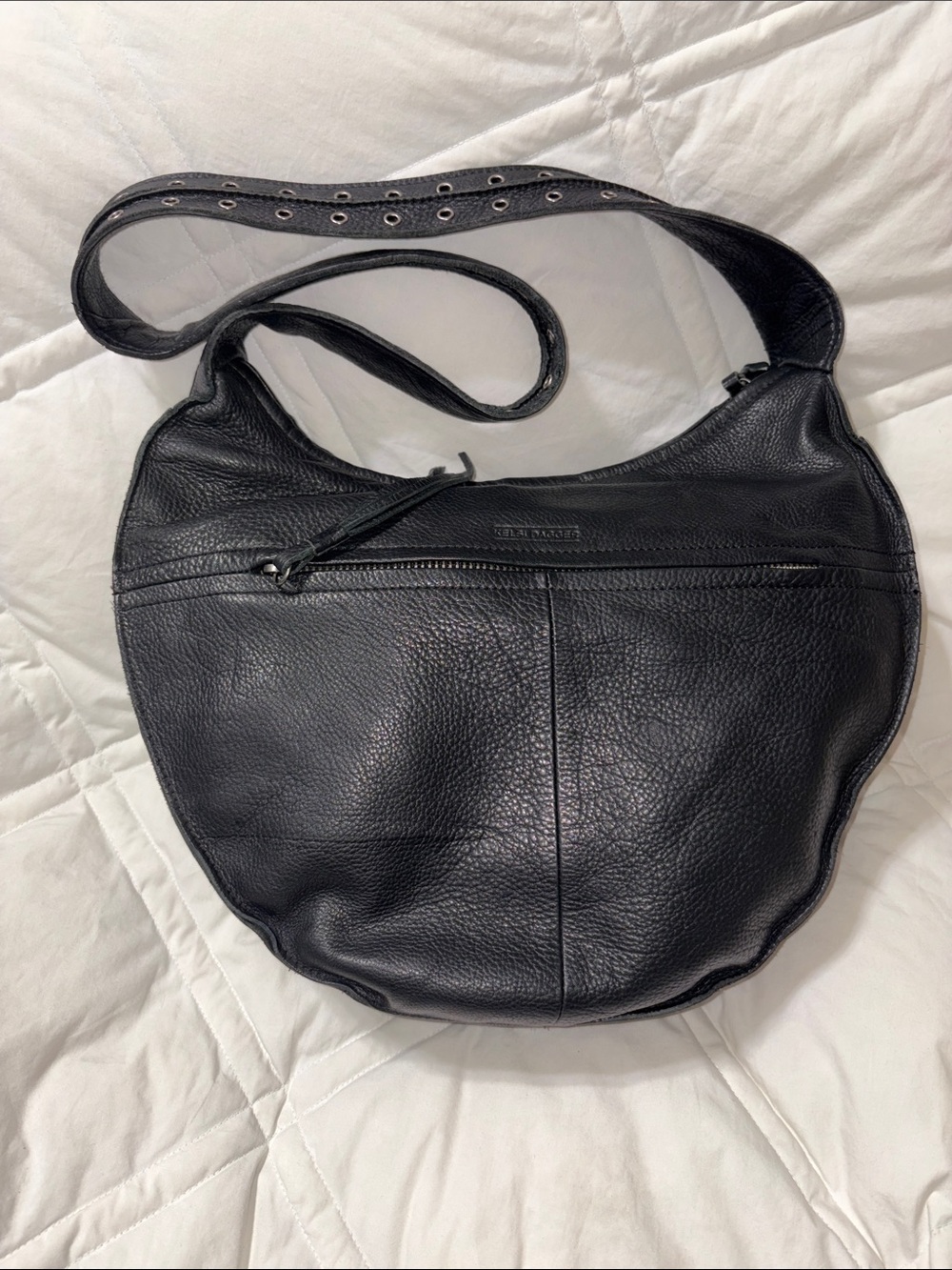 Like new Kelsi dagger black pebbled leather crossbody hobo bag purse
